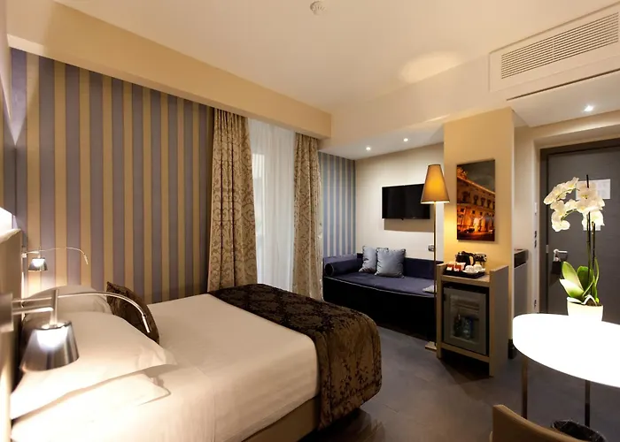 Quirinale Luxury Hotel 3*